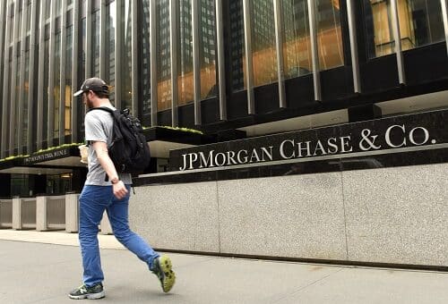 Jpmorgan Analysts Are Cautious Amid Signs Of Defi And Nft Resurgence