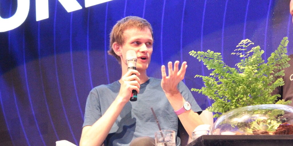 Vitalik Buterin: Web3 Vision 'Blurred' By Rising Transaction Fees.