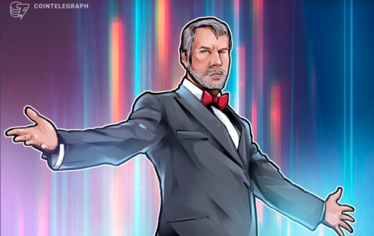 Michael Saylor Starts Selling $216M in MicroStrategy Shares for More Bitcoin