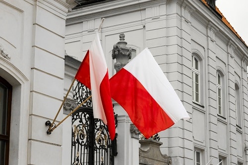 Poland To Introduce Crypto Regulation Bill In Q2: Report