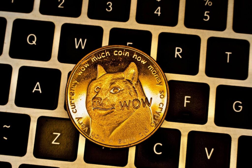 Dogecoin And Thorchain Gain Momentum;  Market Turmoil At Nuggetrush'S Presale