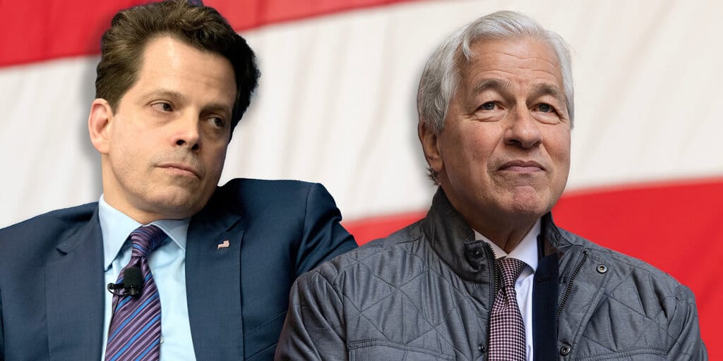 Scaramucci Touts Bitcoin Along With Gold, Jamie Dimon Opposes At Risk