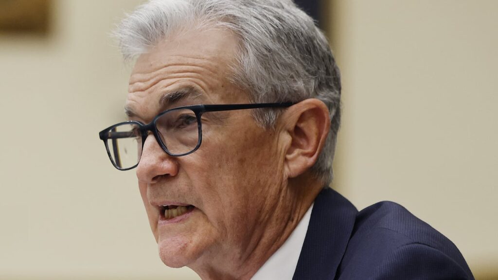 Fed Chair Powell Downplays Cbdc Concerns: Us Moves Away From Direct Fed Accounts, Emphasizes Need For Congressional Approval