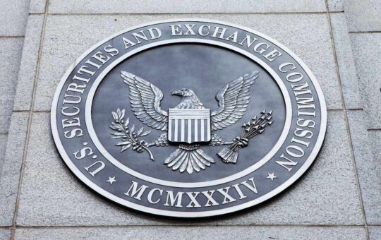 Us Senators Push Sec To Stop Approving Spot Crypto Etfs - Say Other Crypto Markets Are Riskier Than Bitcoin