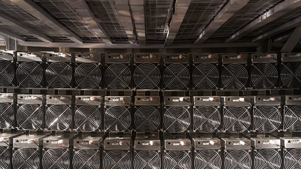 Amid changes in the economics of Bitcoin mining, huge discounts have emerged for old ASIC rigs.