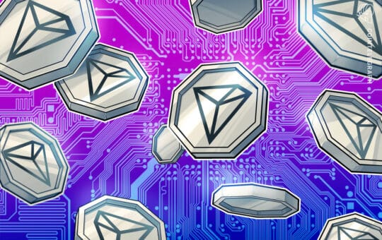 Tron Network Deposit Drops To 6-Month Low With TRX Price Rallies - Trouble in Paradise?