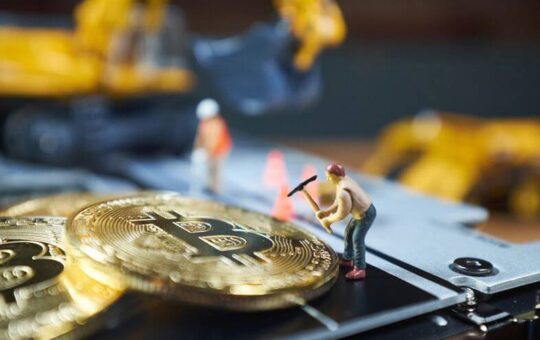 Swan Bitcoin Halts Ipo Plans And Shuts Down Mining Operations