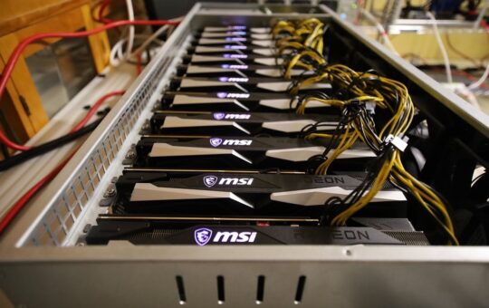 12 X 6600 Xts In A Octominer Server Case