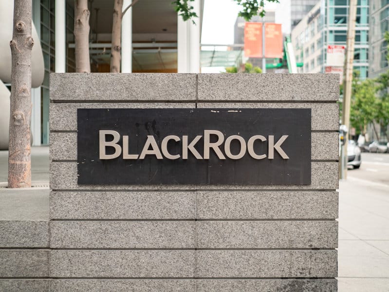 Blackrock'S Etfs Outpace Grayscale As Bitcoin Dogs Set To List On Three Exchanges