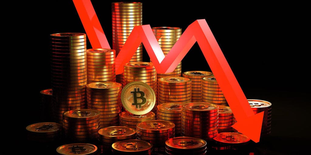 Bitcoin Price Flirting With $55,000 As Etfs See Seventh Day Of Expenditure