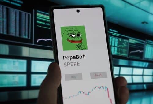 Pepe Rises As Arthur Hayes Trades In Meme Coins.