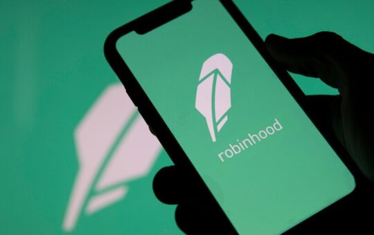 Robinhood Buffs Expands Europe With New Feature For Bitcoin, Ethereum Transfers