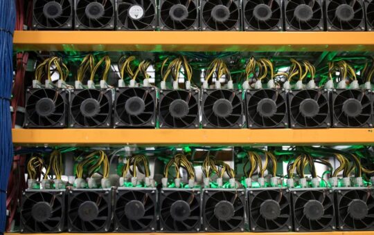 BTC Miner Cipher Expands Texas Operations With 100MW Data Center