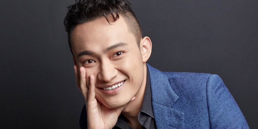 Justin Sun Goes Bananas: Buys Controversial &Quot;Comedian&Quot; Artwork For $6.4 Million