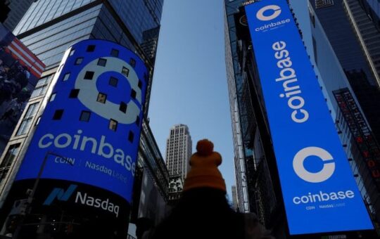 Coinbase Trus Trump 2024 Strategic And Former President Of Strategy And Former King President Of Strategy