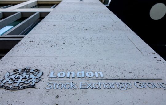 4 Microsto App On London Stock Exchange