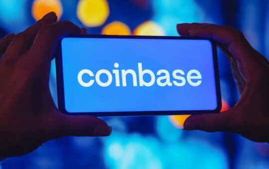 Coinbase Doubles: - Chief Executive Secrets Says Many Financial Services