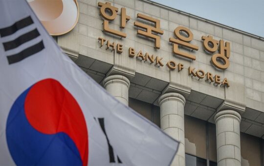 An Unprofitable Approach Of Korean Central Bank Of Korean Central Bank