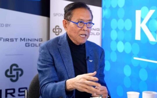 Robert Kyosciki Is Ruling More Bitcoin?