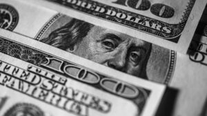 Us Dollar As A Chain Of Dollars As Chains