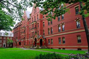 Harvard Economy Is $ 100 Of $ 100