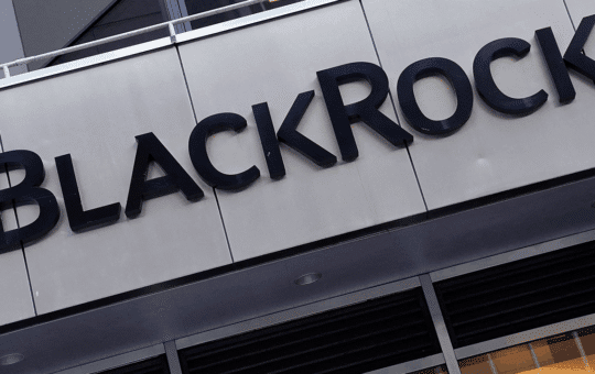 Report: World'S Largest Property Manager Blovck Mlocks Etfs To Devices