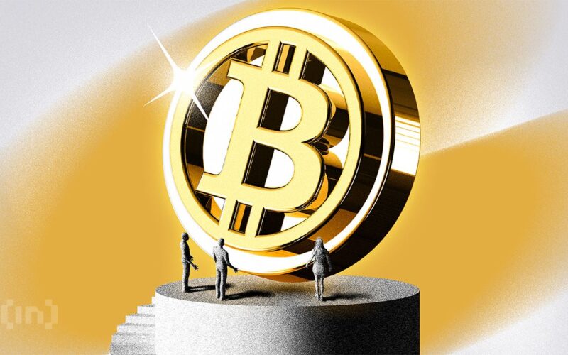 Arthur Hayes Calls Bitcoin Buy As Andrew Tate Predicts Collapse