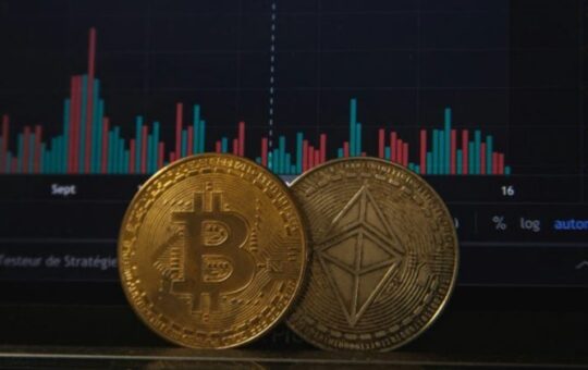 Blackrock Deposits 1,198 Bitcoin And 15,121 Ether To Coins