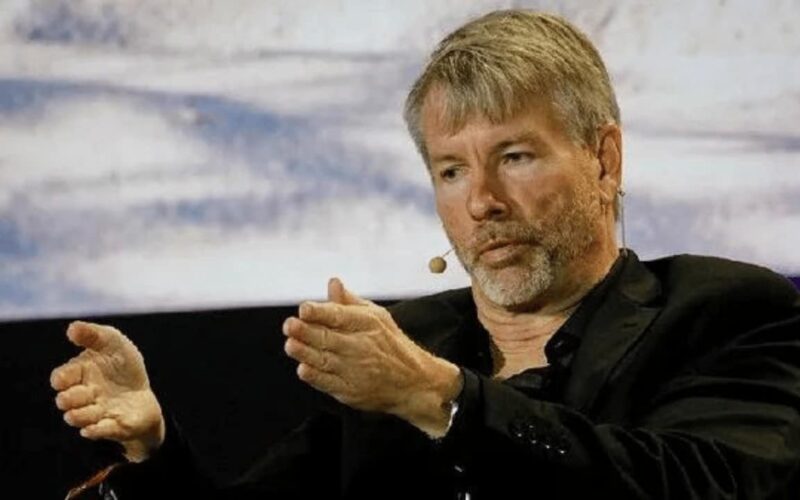 Bearish Saylor Sentiment Signs Potential Bitcoin Down: Report