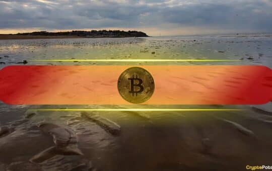 Bitcoin Exchange Products Accelerate Despite Short-Term Price Weakness