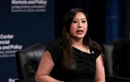 Cftc Acting Chair Caroline Pham Joins Moonpain As Chief Legal And Policy Officer.