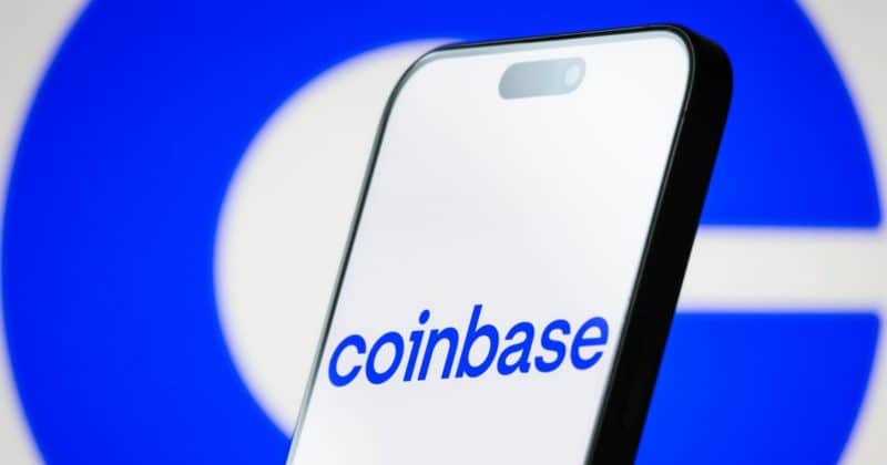 Coinbase Premium Gap Drops To -$57, Making Us Selling Harder
