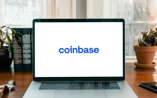 Coinbase Resumes User Registrations, Stops It In India - With Growth In 2026