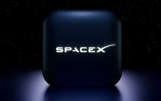 Elon Musk'S Net Worth Hits Record $684 Billion, Spacex Now Worth $800 Billion