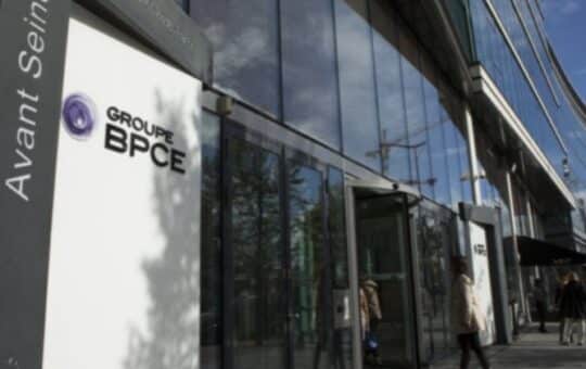 French Banking Giant B.c.d.
