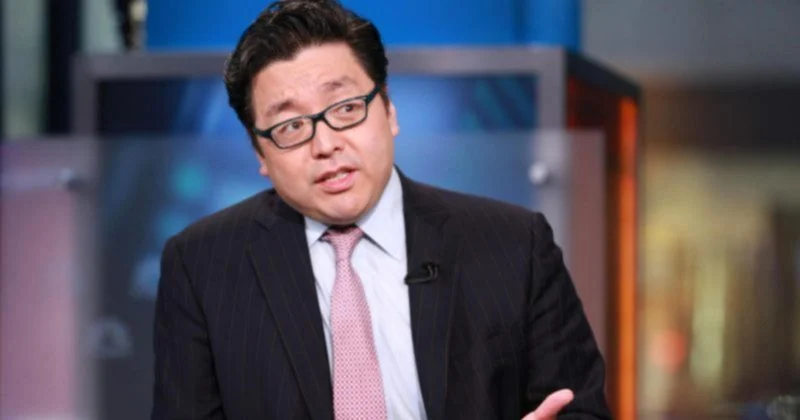 Tom Lee Says Blockchain And Ai Could Turn Jpmorgan And Goldman Sachs Into The Next Mag 7.