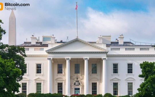 White House Considers Pulling Support For Crypto Bill If Negotiations Fail: Report