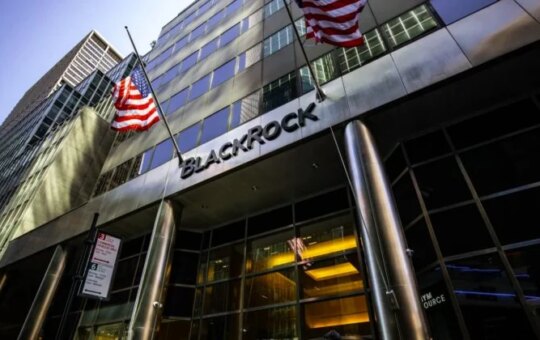 Blackrock Trims Stake In Bitcoin Proxy Strategy But Keeps Top Shareholder Spot