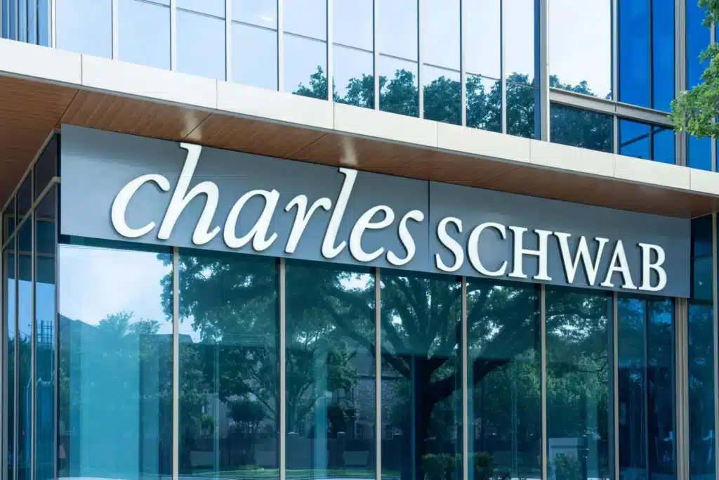 Schwab Crypto Spot Will Launch Bitcoin And Ethereum Trading In A Phased Release