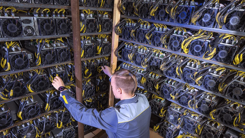 Bitcoin Etfs Lose $519M As Grayscale’s Gsol Pulls In Fresh Solana Demand